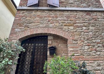 Foto 1 - Independent house Via Duca degli Abruzzi
 
10, Collazzone - photo 1