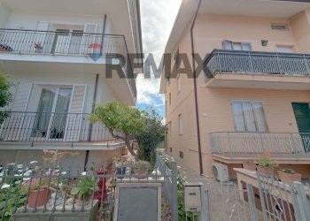 Edificio all\'aperto - Three-room apartment Gabicce Mare - photo 30