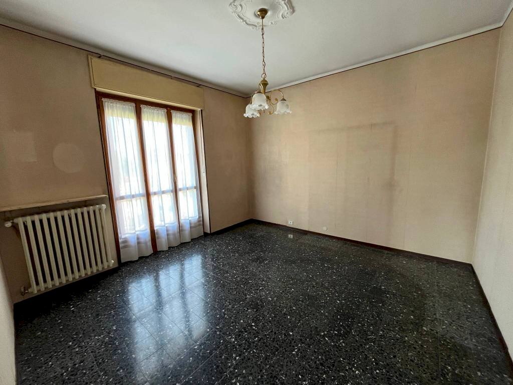 Camera da letto - Four-room apartment via Giovanni Giolitti, 2, Chieri - photo 2