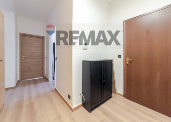 Hall / corridoio - Four-room apartment Via Emilio De Martino
1, Milano - photo 10