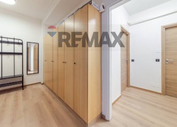 Hall / corridoio - Four-room apartment Via Emilio De Martino
1, Milano - photo 11
