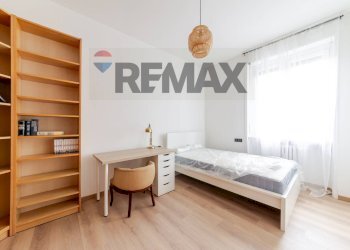 Camera / camera da letto - Four-room apartment Via Emilio De Martino
1, Milano - photo 15