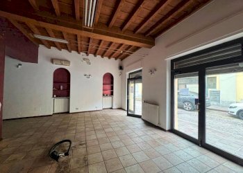 Interno non residenziale - Shop via Giuseppe Garibaldi, 28, Vimercate - photo 8