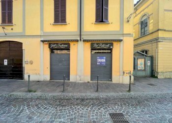 Facciata - Shop via Giuseppe Garibaldi, 28, Vimercate - photo 18