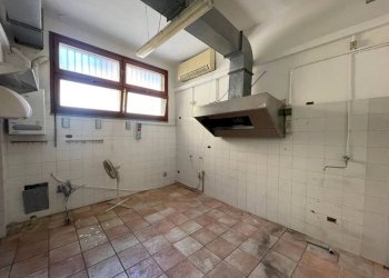Interno non residenziale - Shop via Giuseppe Garibaldi, 28, Vimercate - photo 33