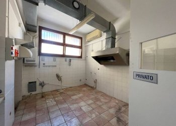 Interno non residenziale - Shop via Giuseppe Garibaldi, 28, Vimercate - photo 34