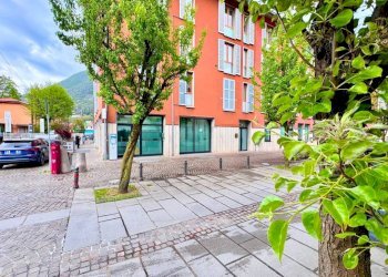 Facciata - Shop via Giuseppe Mazzini, 177, Albino - photo 5