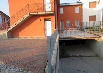 Facciata - Stabile - Palazzo via Pagnego, 30, Arcole - foto 4