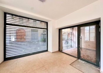 Interno palazzo - Shop via San Francesco d'Assisi, 4, Bergamo - photo 5