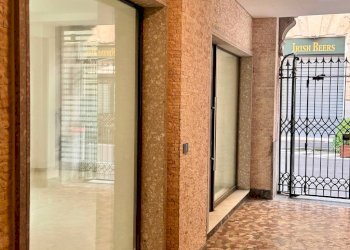 Interno palazzo - Shop via San Francesco d'Assisi, 4, Bergamo - photo 16