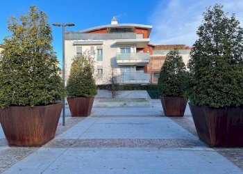 Negozio via Vincenzo Bellini, 13, Bergamo (zona Longuelo) - foto 20