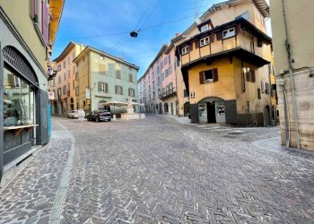 Dettagli - Stabile - Palazzo via Pignolo, 88A, Bergamo - foto 13