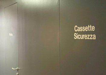 Magazzino - Negozio via Campofiori, 26, Almè - foto 27