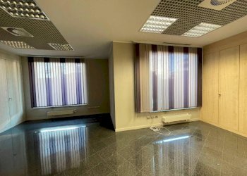 Ufficio - Negozio via Campofiori, 26, Almè - foto 33