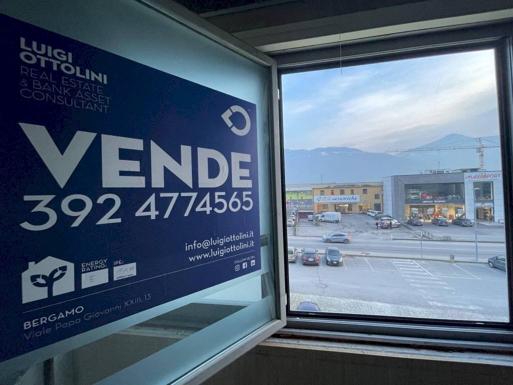 Finestra - Shed via Vittorio Veneto, 11, Rogno - photo 2