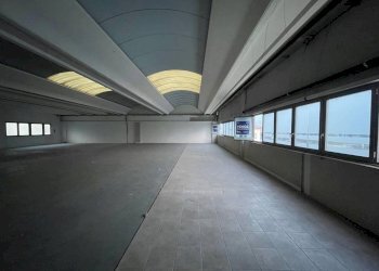 Capannone - Shed via Vittorio Veneto, 11, Rogno - photo 5