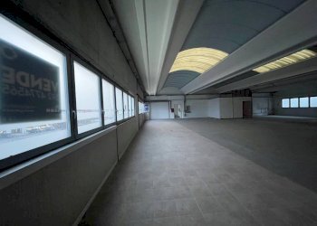 Capannone - Shed via Vittorio Veneto, 11, Rogno - photo 6