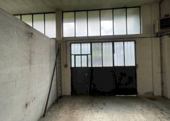 Interno non residenziale - Magazzino via Cepino, 7, Sant'Omobono Terme - foto 5
