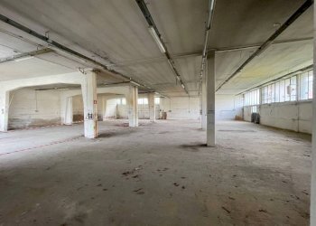 Interno non residenziale - Magazzino via Cepino, 7, Sant'Omobono Terme - foto 6
