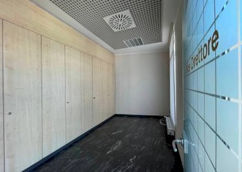 Stanza non arredata - Shop via Lissenzio, 12, Lonate Pozzolo - photo 11
