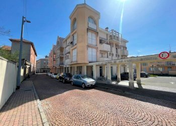 Zona - Shop via Lissenzio, 12, Lonate Pozzolo - photo 13