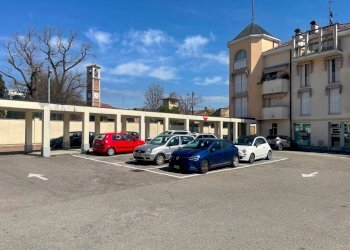 Zona - Shop via Lissenzio, 12, Lonate Pozzolo - photo 22