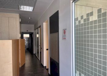 Interno non residenziale - Shop via Lissenzio, 12, Lonate Pozzolo - photo 27