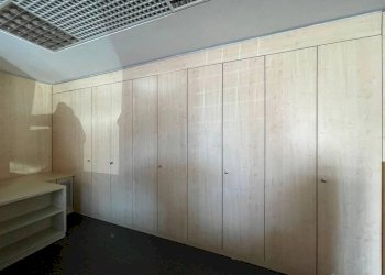 Stanza arredata - Shop via Lissenzio, 12, Lonate Pozzolo - photo 47