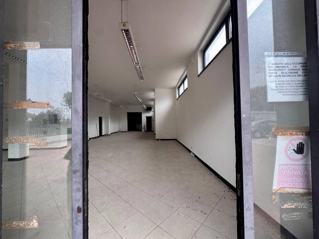 Interno non residenziale - Capannone via Torre, 5, Medolago - foto 2