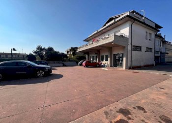 Zona - Capannone via Torre, 5, Medolago - foto 1