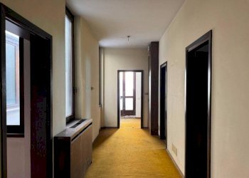 Interno - Stable - Palace piazza 13 Martiri, 1, Lovere - photo 39