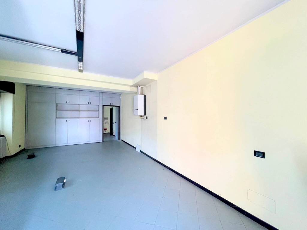 Interno non residenziale - Office via Como, 16, Olgiate Molgora - photo 2
