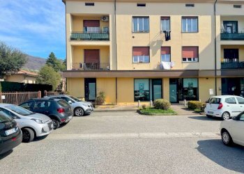 Facciata - Office via Como, 16, Olgiate Molgora - photo 1
