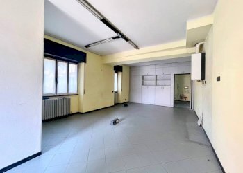 Interno non residenziale - Office via Como, 16, Olgiate Molgora - photo 3