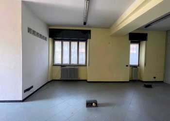Stanza non arredata - Office via Como, 16, Olgiate Molgora - photo 12