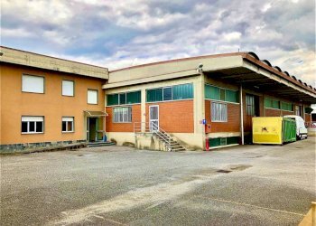 Esterno - Shed via Buratti, Bergamo (neighborhood Redona) - photo 7