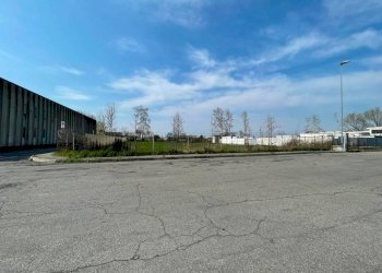 Zona - Capannone corso Italia, 8, Peschiera Borromeo - foto 47