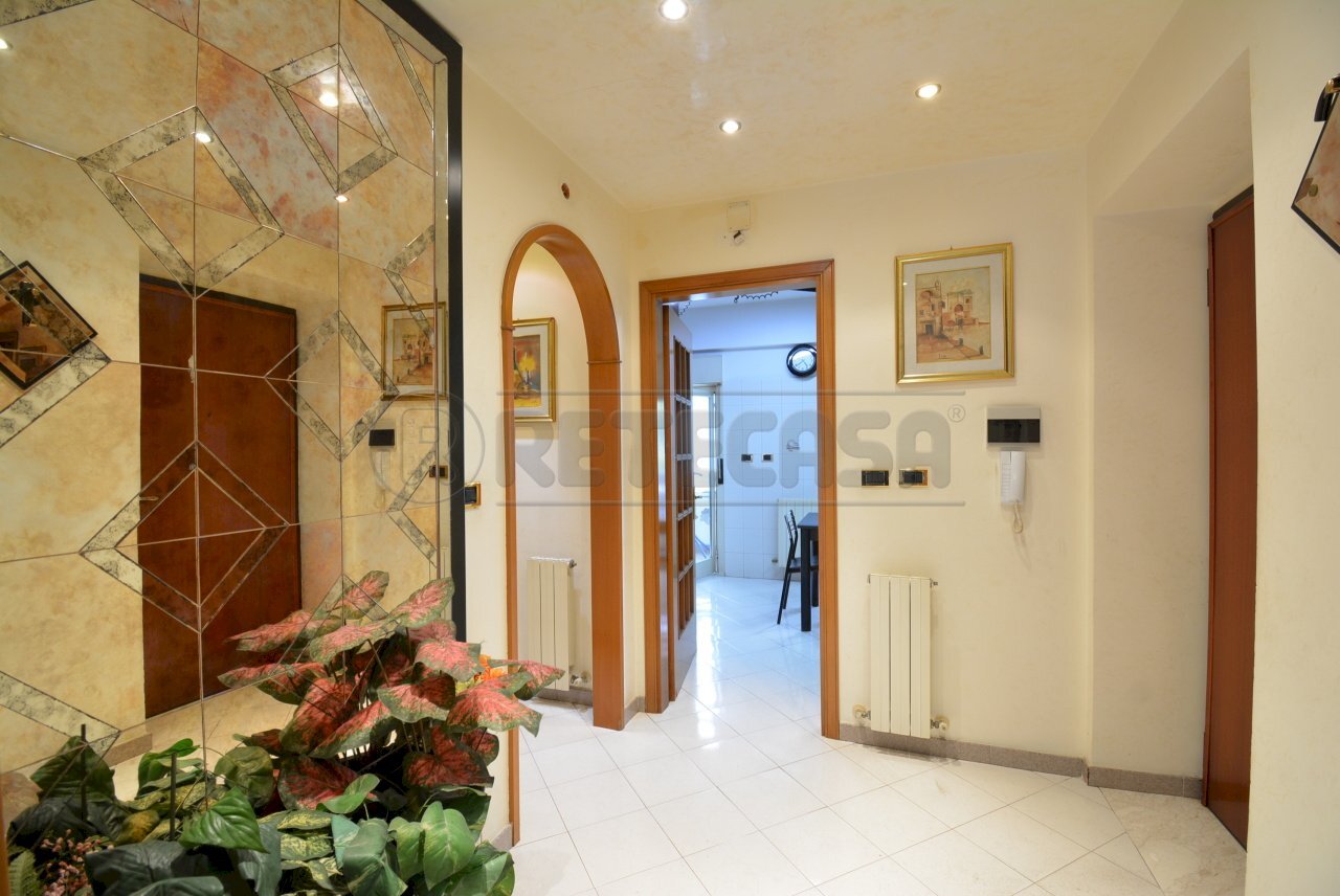 DSC_0073.jpg - Four-room apartment Via Direzione Artiglieria 49, Messina - photo 3