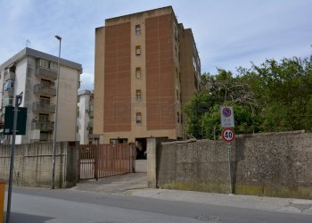 DSC_0099.jpg - Four-room apartment Via Direzione Artiglieria 49, Messina - photo 1
