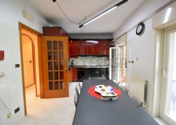DSC_0069.jpg - Four-room apartment Via Direzione Artiglieria 49, Messina - photo 8