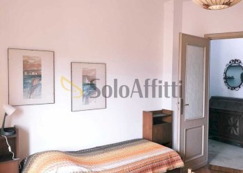 camera da letto.jpg - Quadrilocale Via Tolmino 43, Torino (zona San Paolo) - foto 11