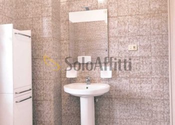bagno.jpg - Quadrilocale Via Tolmino 43, Torino (zona San Paolo) - foto 17