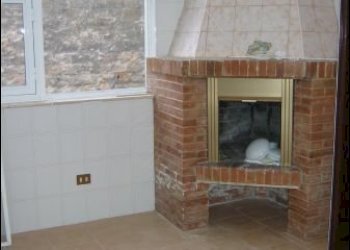 Cucina - Casa indipendente Via Asilo D'Infanzia, Bari - foto 3