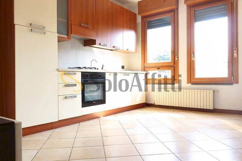 Soggiorno con cucina a vista - Bilocale Varedo - foto 2