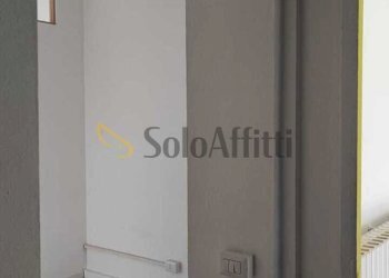 PHOTO-2026-01-09-15-25-02.jpg - Commercial Premises Piazzale Caduti Saronnesi 8, Saronno - photo 8