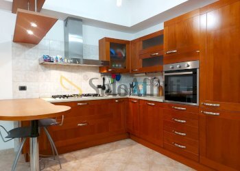 Roma, Ostia - ampio trilocale luminoso.jpg - Three-room apartment Via Polinesia, Roma - photo 10