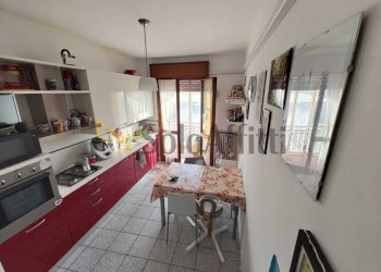 CUCINA - Three-room apartment Viale Giuseppe Mazzini, Santarcangelo di Romagna - photo 1