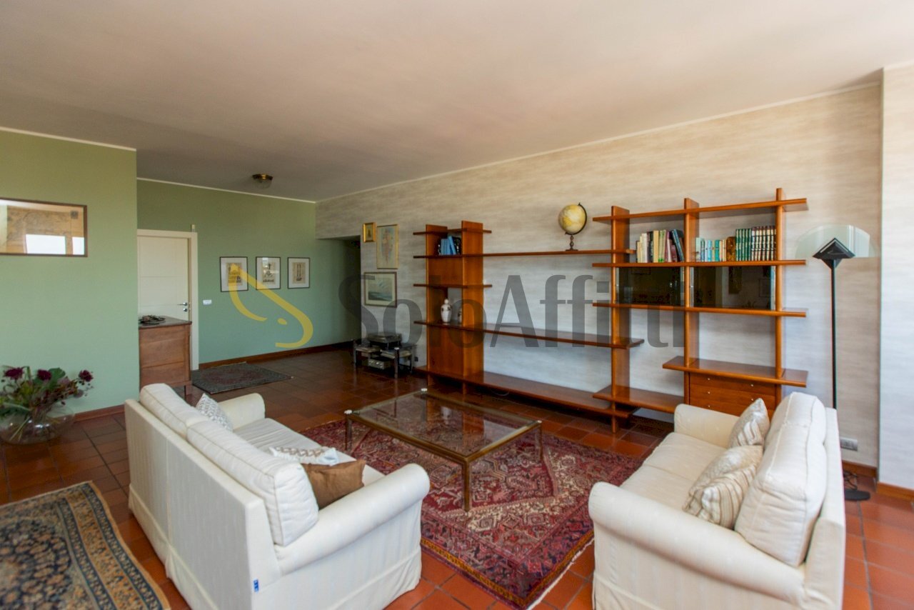 001-52 - Four-room apartment Busto Arsizio - photo 3