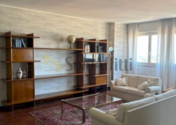 WhatsApp Image 2026-04-30 at 11.30.35.jpg - Four-room apartment Busto Arsizio - photo 4