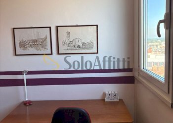 WhatsApp Image 2026-04-30 at 11.30.37 (7).jpg - Four-room apartment Busto Arsizio - photo 17